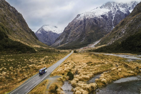 From Queenstown: Half-Day Guided Tour to Mount Cook