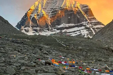 Kathmandu: Kailash Mansarovar Yatra 15-Day Tour