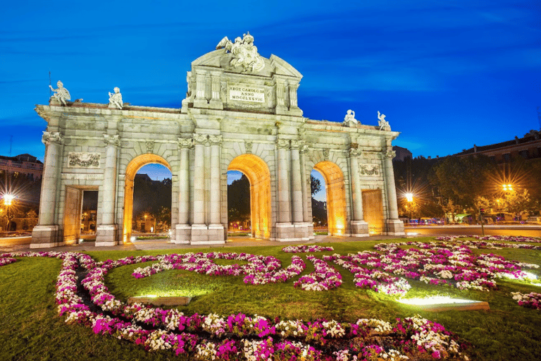 Madrid: Privé Tuk Tuk StadsrondleidingPrivé Tuk Tuk Tours - 1u