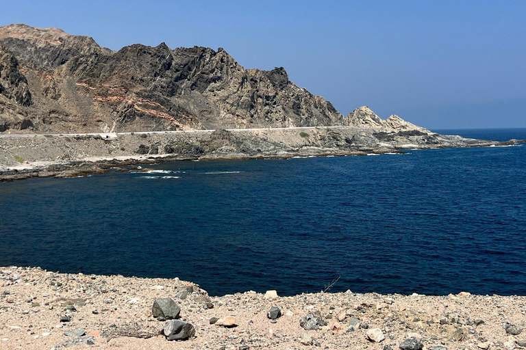 Salalah: Coastal Highway Tour to Fushi Dunes & Hasik Beach