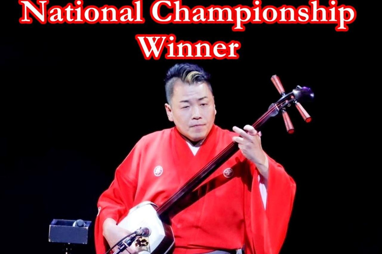 Kanazawa: impara a suonare lo shamisen in kimono