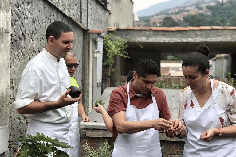 Medellin: Colombian Cooking Class with Local Chef