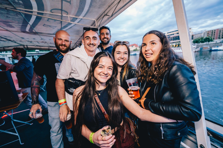 Drunken Monkey Prag Bootsparty mit offener Bar im Duplex ClubDrunken Monkey Prag Bootsparty (KEINE offene Bar oder Duplex)