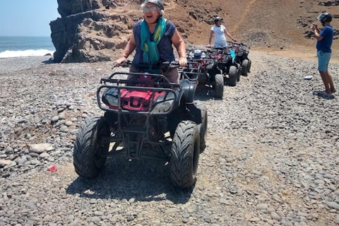 Lima: Giornata intera Lunuhuaná + Cerro Azul + Rafting