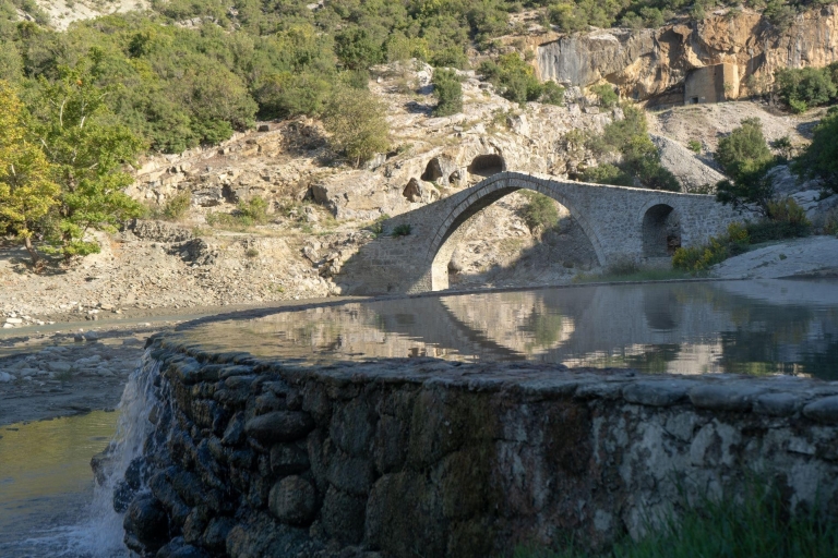 3 Daagse rondleiding door museumstad Gjirokastra , thermale baden Permet