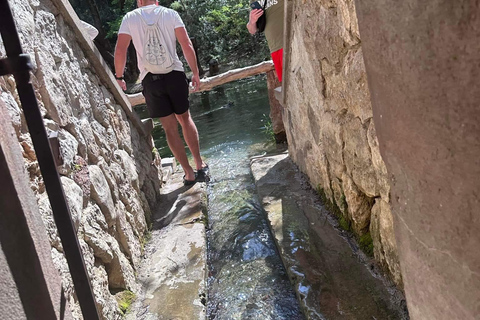 Rhodos: Bustransfer nach Lindos & 7 Quellen mit freier ZeitLINDOS - SIEBEN QUELLEN TOUR