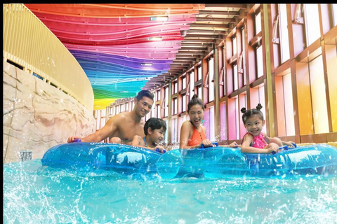 Hong Kong: Water World Entry Ticket Water World Pre-Summer Splash Admission Ticket