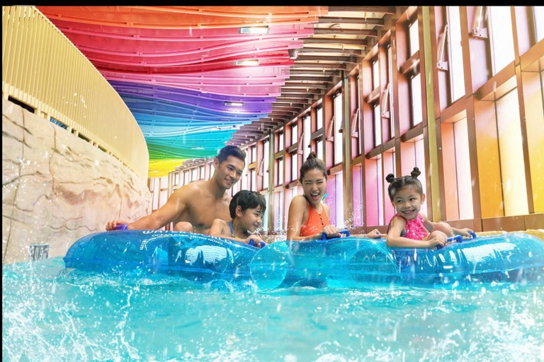 Hong Kong: Water World Entry Ticket Water World Pre-Summer Splash Admission Ticket