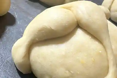 Learn to Cook Mexican Bread