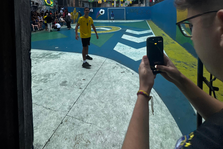 Rio: Samba Classes in the Favela and Favela Tour