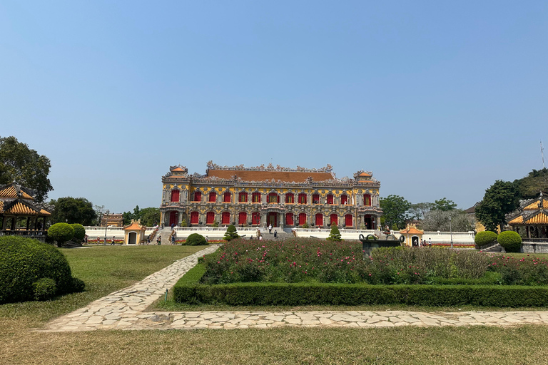 Hue Stadtführung 1 Tag ab Hoi An / Da Nang