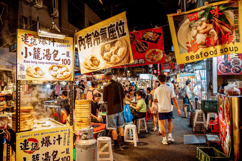 Taipei Nightfall: 4 hours Skyline View, Temple & Neon Market