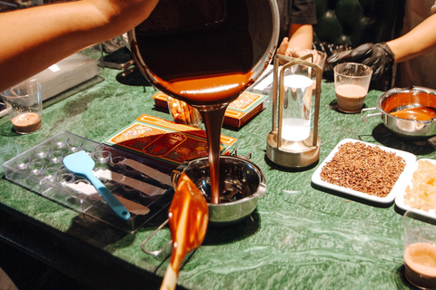 Phú Quốc: visita y taller en una fábrica de chocolate agridulceExperiencia todo incluido: elaboración, preparación y degustación