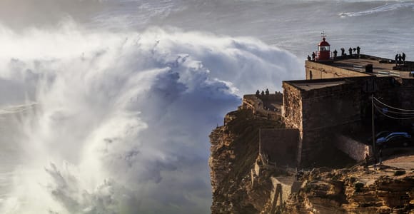 From Lisbon: Óbidos and Nazaré Day Trip with Ginja Tasting