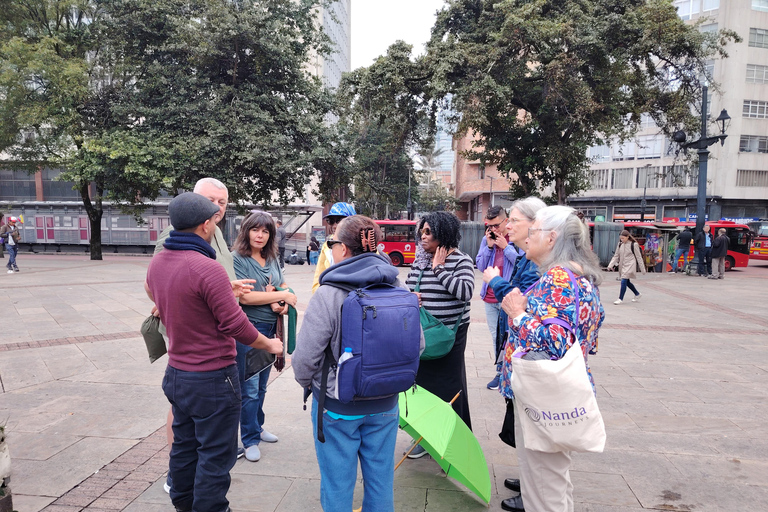Bogota: Authentic Emerald Carving Workshop with an Artisan