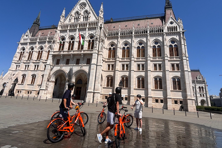 Budapeste: passeio histórico de bicicleta de 2,5 horas com guia localTour guiado numa bicicleta elétrica