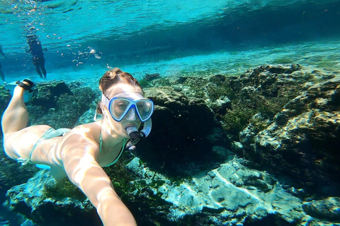 Gilchrist Blue: Clear Kayak Eco Tour