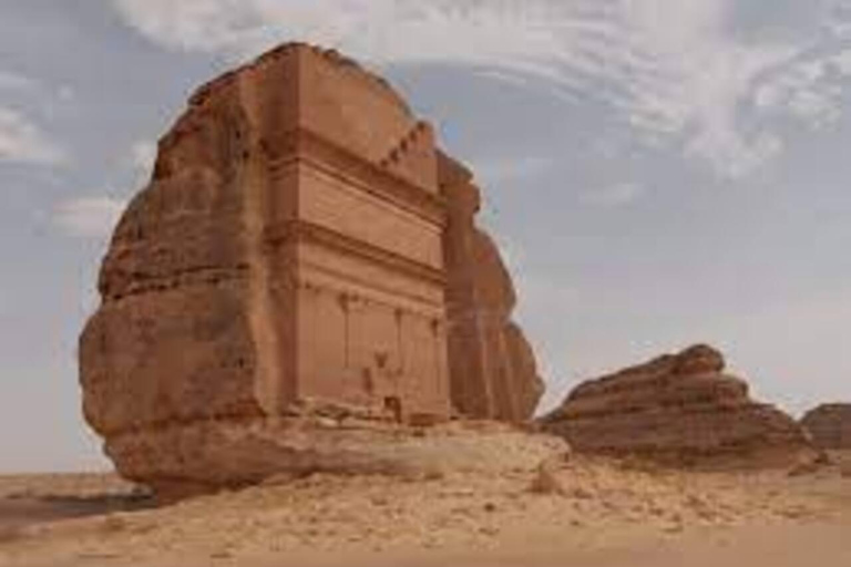 Al-Ula: Hegra, Dadan och Ikmah – höjdpunkter