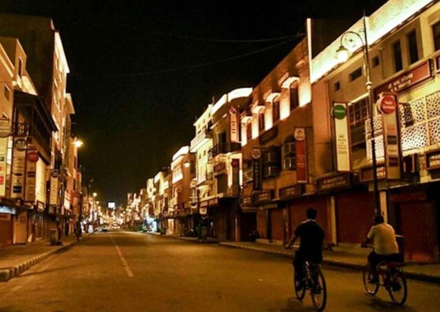 Visit Chandigarh Nightlife Tour with shopping and food tasting in Chandigarh, Punjab, India