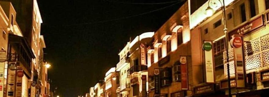 Visite de la vie nocturne de Chandigarh avec shopping et dégustation de produits alimentaires
