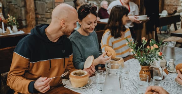 Krakow: Traditional Polish Food and Drinks Tasting Tour