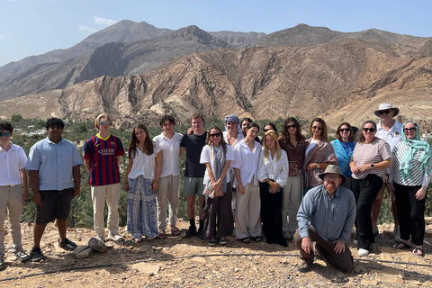 Shared Tour to Nizwa, Birkat Al Mouz & Green Mountain