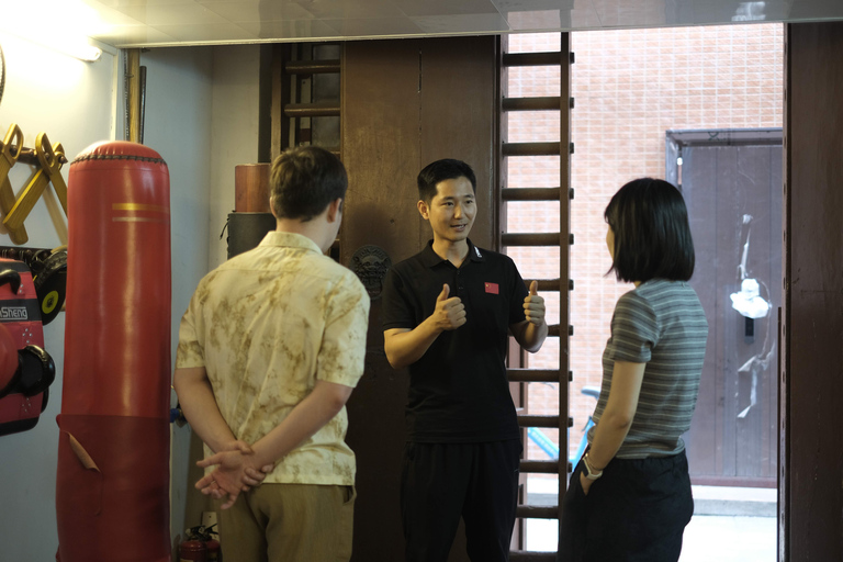 قوانغتشو: دورة بروس لي في الكونغ فو وينغ تشون