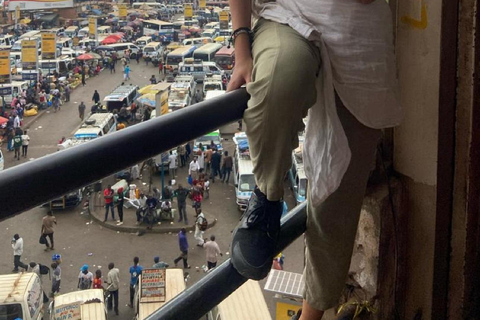 Kampala City Walking and Kayavwe Equator Tour