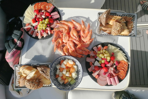 Lagos: Private Luxury Cruise with Tapas and Drinks