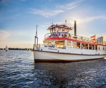 Annapolis: Annapolis Harbor and U.S. Naval Academy Cruise