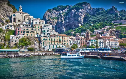 Von Neapel aus: Tagestour nach Sorrent, Positano, Amalfi und Ravello