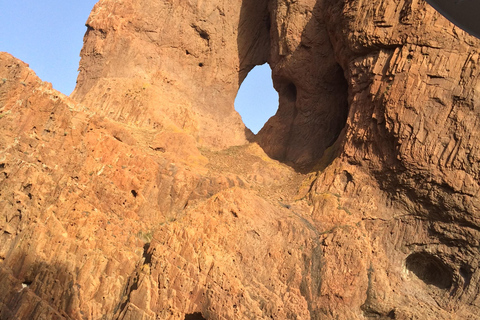 Scandola: visite de la réserve naturelle au départ de Porto (France)