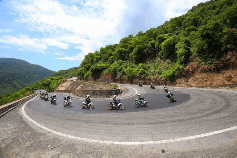 From Hoi An: Explore Hai Van Pass with Motorbike Rider Tour