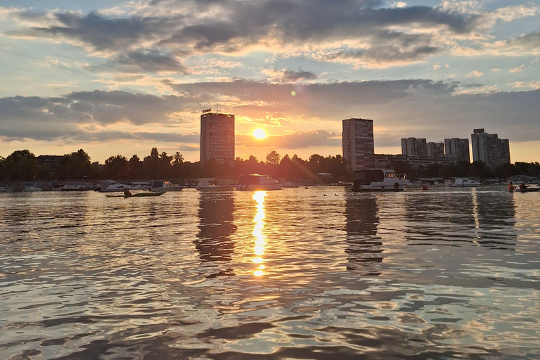 Belgrade: Sunset Kayak Adventure