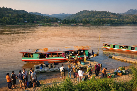 Luang Prabang: 2-Day Slow Boat Transfer to Huay Xai