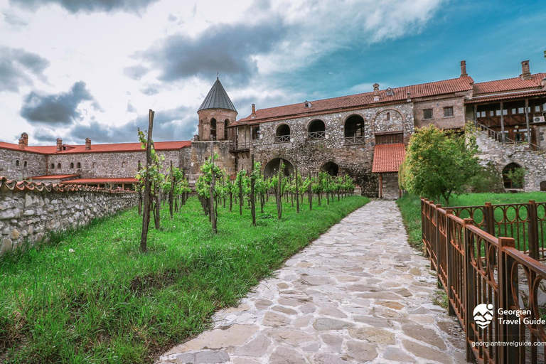 Tbilisi: Unique Kakheti Tour: Telavi, Winery & Monasteries