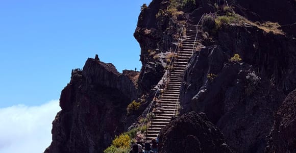 Madeira: Pico do Areeiro: Afternoon Stairway to Heaven Hike