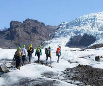 Skaftafell: Falljokull-glaciären, lätt gruppvandring
