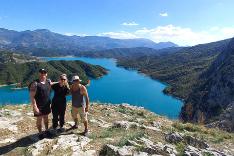 Tour privado de un día al Lago Bovilla desde Tirana