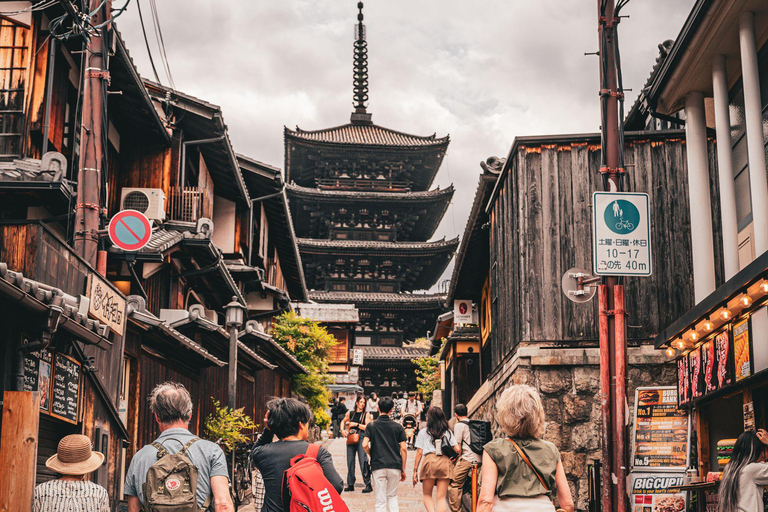 Kyoto: Private Luxury Tour With Vehicle (Customizable)