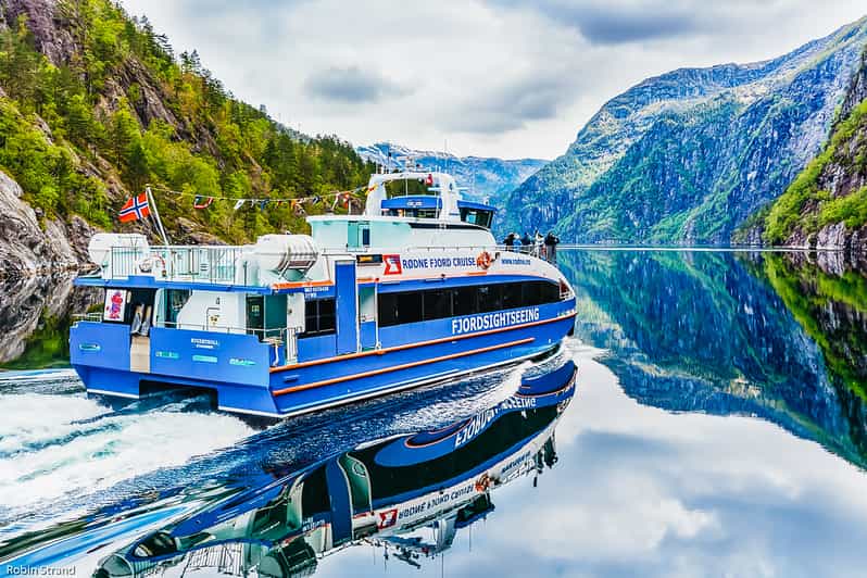 From Bergen: Scenic Fjord Cruise to Mostraumen