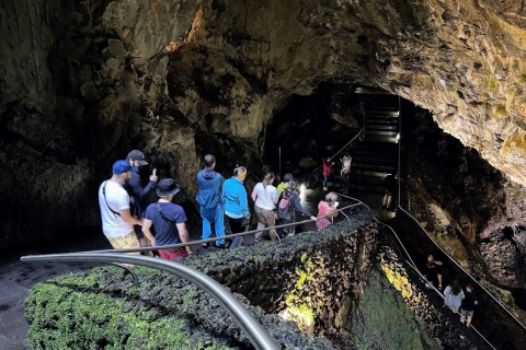 Algar do Carvão - Terceira caves tour Algar do Carvão - The caves tour