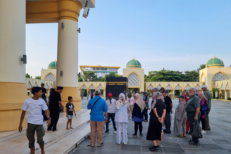 Lombok: Privétour op maat met chauffeur-gidsNoord-Lombok Tour vanuit Zuid-Lombok