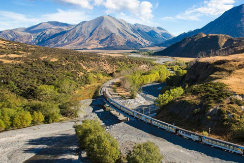 4 dagars NZ-tur på södra ön från Queenstown till ChristchurchUtan inträdesbiljetter för aktiviteter och boende