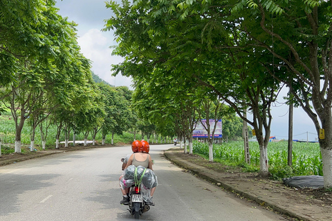 Von Hanoi aus: 4-tägige Ha Giang Loop Car Tour plus Videoschnitt