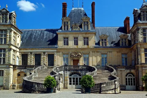 Tour privado a Fontainebleau desde París. ¡Ticket de entrada incluido!