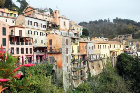 Rome : Nemi, Gandolfo et Castel Romano : visite photo et shopping
