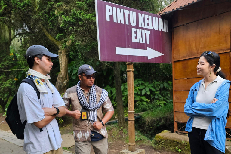 Från Yogyakarta: Dieng-platån &amp; gastronomitur &amp; transferFrån Yogyakarta: Dieng-platån &amp; gastronomi-tur &amp; transfer