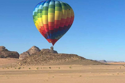 Ganztägige Tour nach Wadi Rum von Amman oder dem Toten Meer