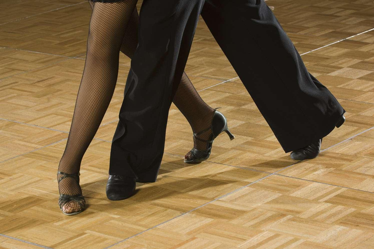 Experiência em Salsa, Kizomba, Bachata e SembaExperiência em Salsa